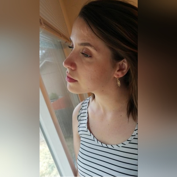 Gold Dipped Sunburst Earrings - Picture 2 of 4